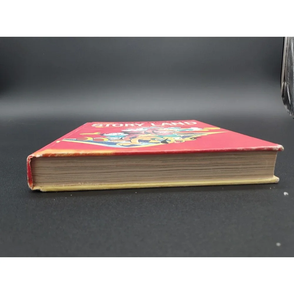 VINTAGE 1962‎ Walt Disney's Story Land A Golden Book Children Reading Education